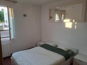 Appartement F2 bien équipé et proche de la gare et de Paris par train